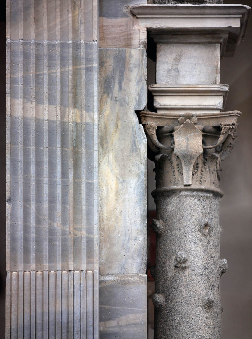 S. Ambrosio, cortile de la Canonica. Milán. 2006