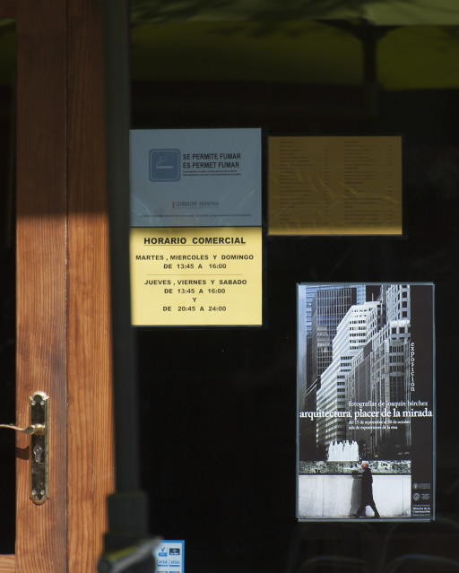 Cartel de la exposición en la Escuela Técnica Superior de Arquitectura de Valencia