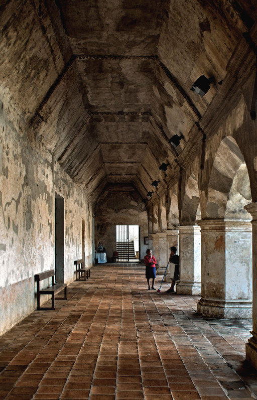 La Antigua. Guatemala. Claustro del convento de la Merced. 2004