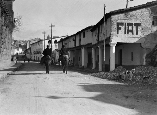 RUTH MATILDA ANDERSON, 1928. [distintas visitas 24/I - 1/II; 3-7/II; 9-11/II]. Calle llamada La Corredera Extremadura: Plasencia - Cáceres