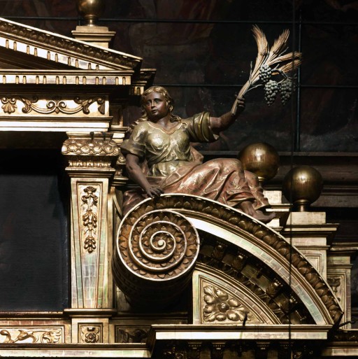 Colegio del Patriarca. Templo